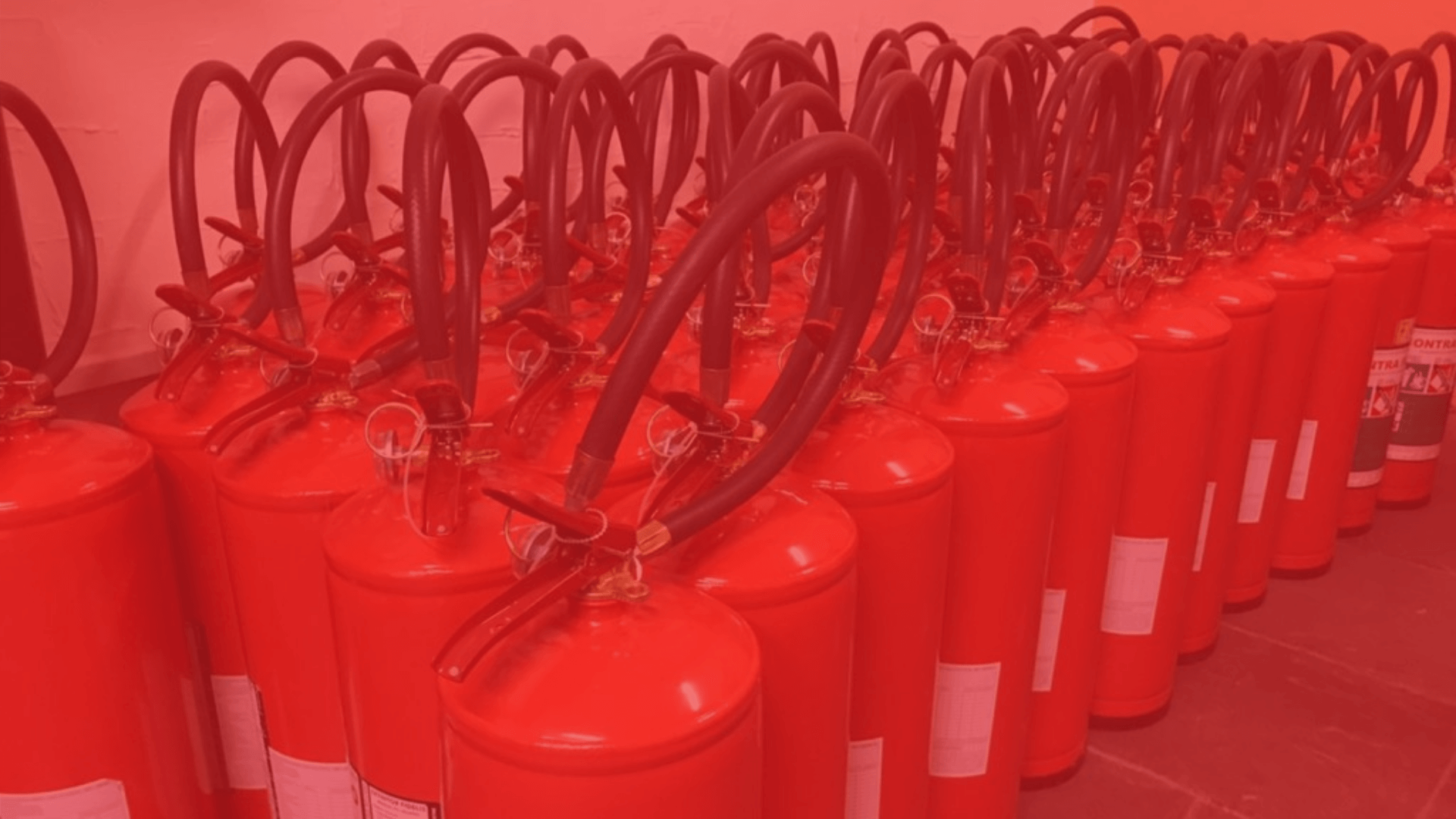 Contra-fogo-extintores-equipamentos-contra-incêndio